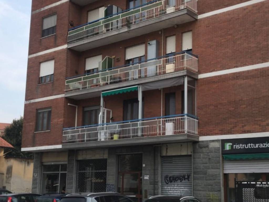 appartamento in vendita a Moncalieri in zona Borgo San Pietro