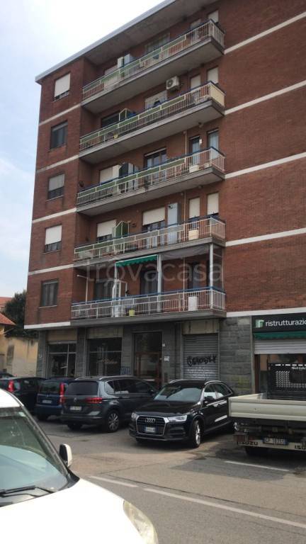 appartamento in vendita a Moncalieri in zona Borgo San Pietro
