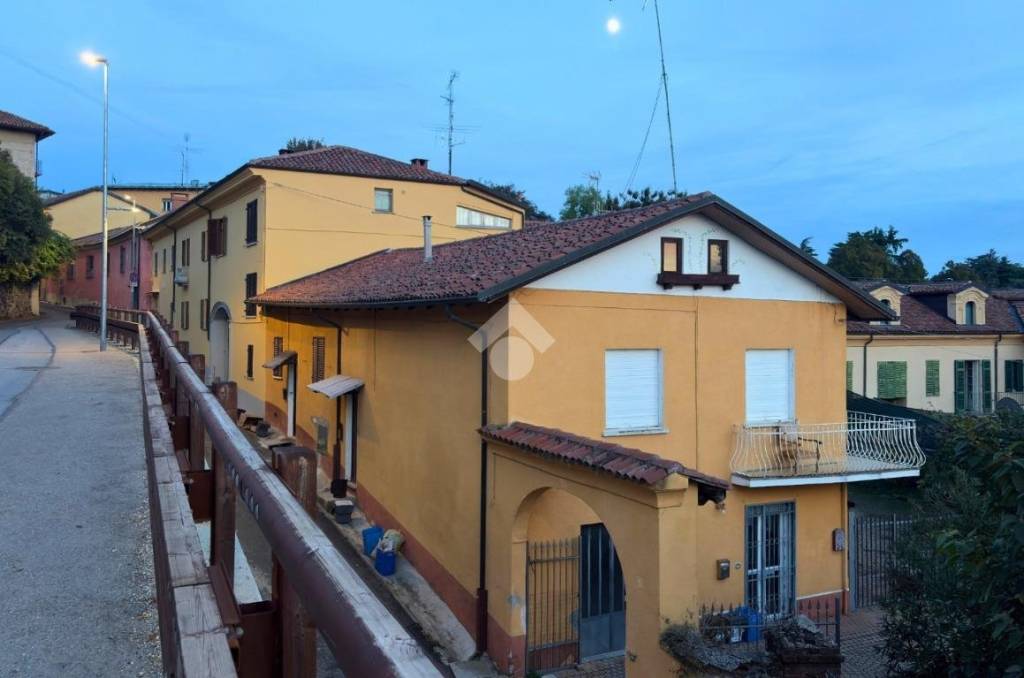 appartamento in vendita a Moncalieri in zona Revigliasco