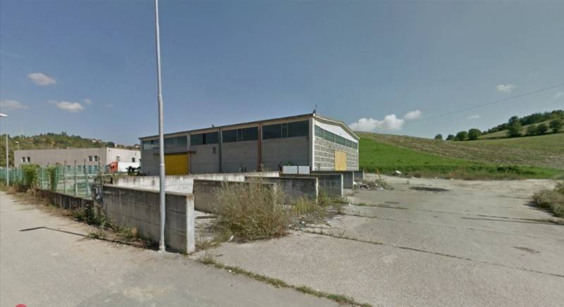 locale commerciale in vendita a Montaldo Torinese
