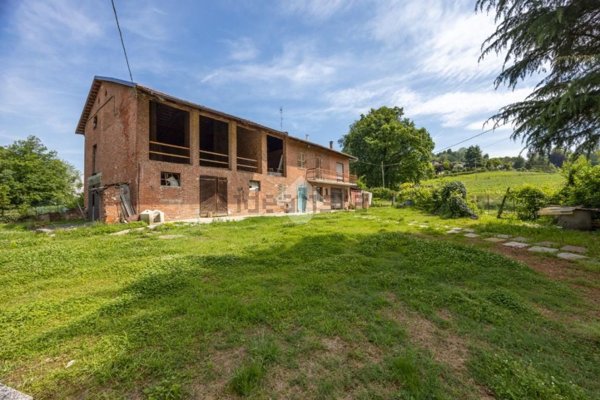 casale in vendita a Montaldo Torinese