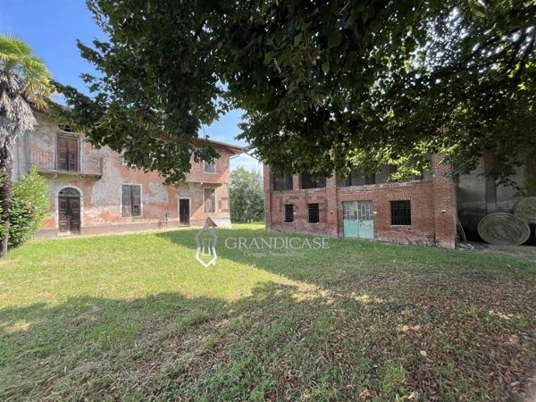 casale in vendita a Montaldo Torinese