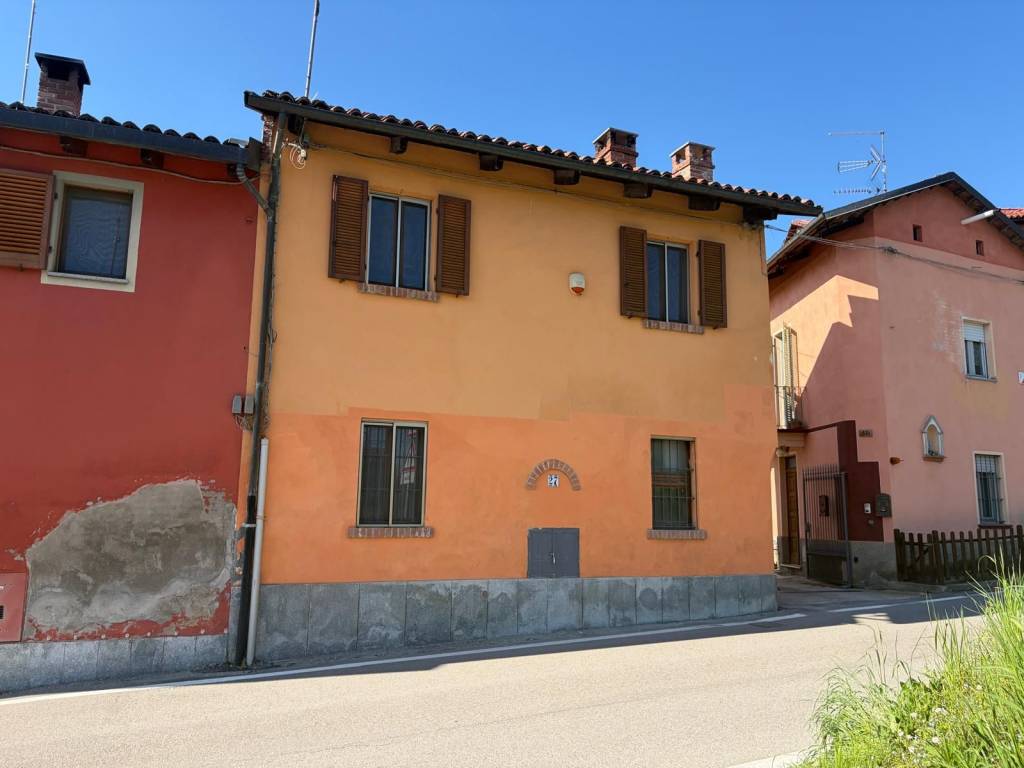 casa indipendente in vendita a Montaldo Torinese