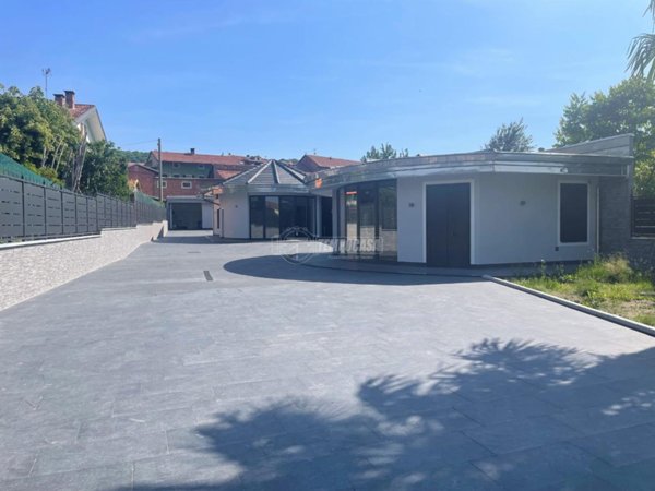 casa indipendente in vendita a Montalenghe