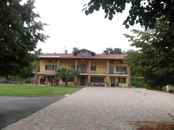 casa indipendente in vendita a Montalenghe