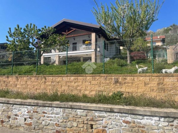 casa indipendente in vendita a Montalenghe