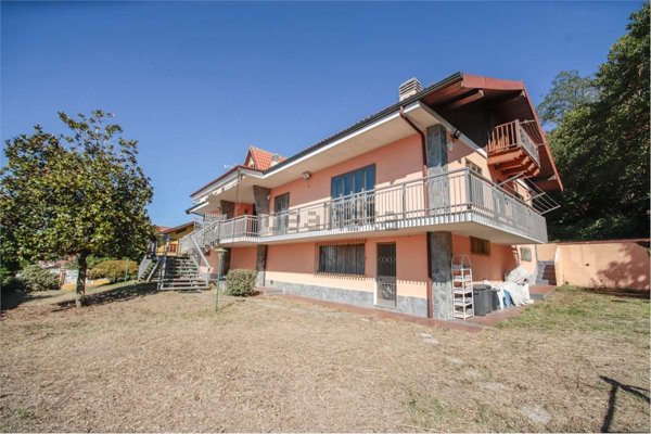 casa indipendente in vendita a Montalenghe