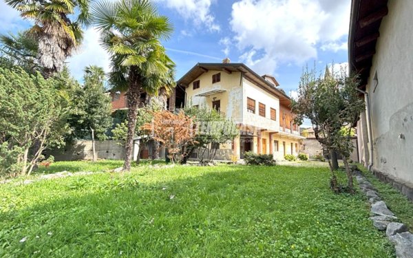 casa indipendente in vendita a Montalenghe