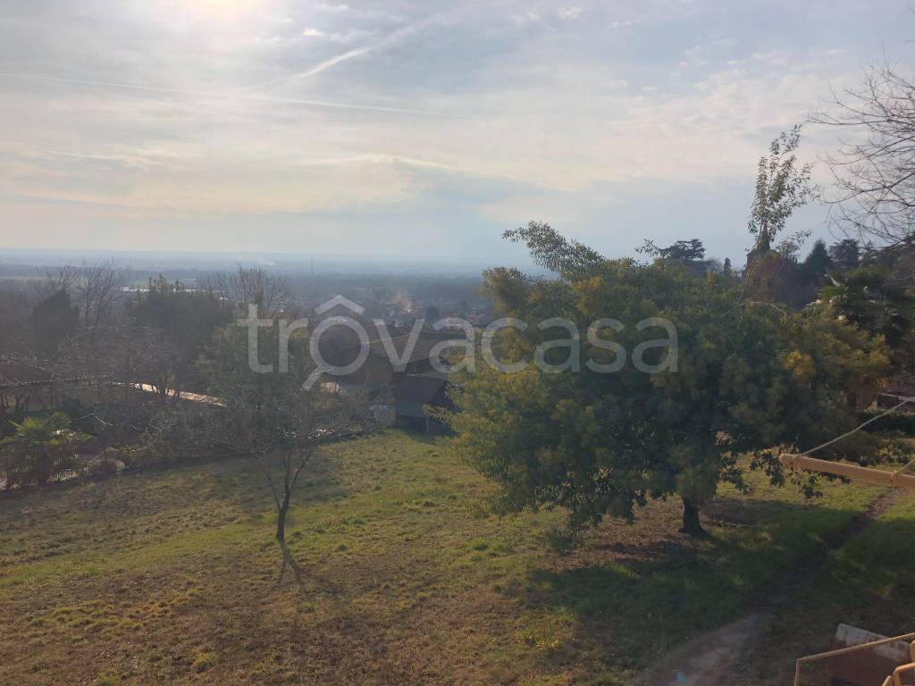 casa indipendente in vendita a Montalenghe