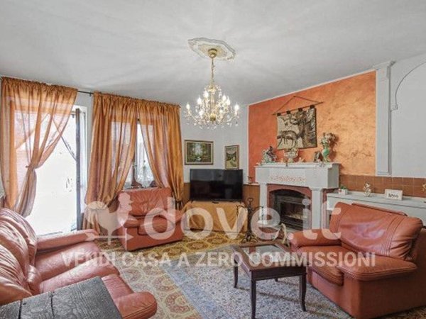 casa indipendente in vendita a Montalenghe