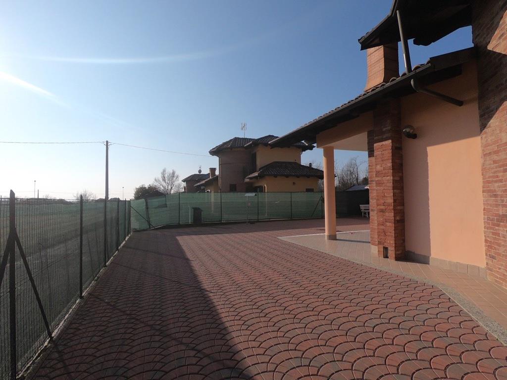 casa indipendente in vendita a Montalenghe