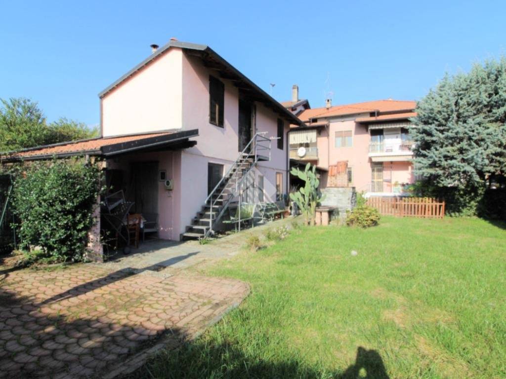 appartamento in vendita a Montalto Dora