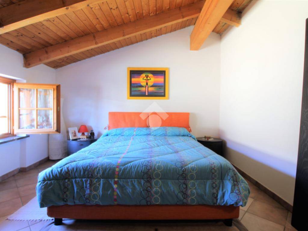 casa semindipendente in vendita a Montalto Dora