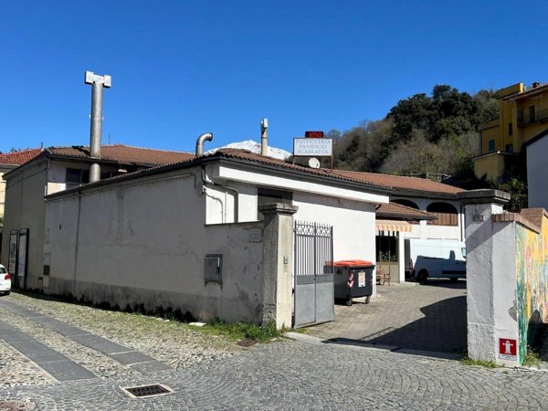 casa indipendente in vendita a Montalto Dora