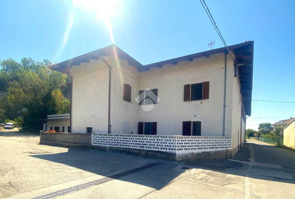 appartamento in vendita a Montalto Dora