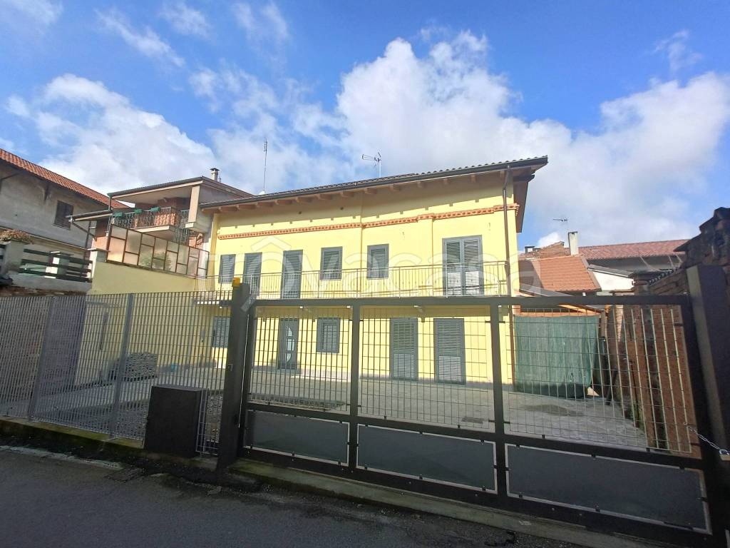 casa indipendente in vendita a Montanaro