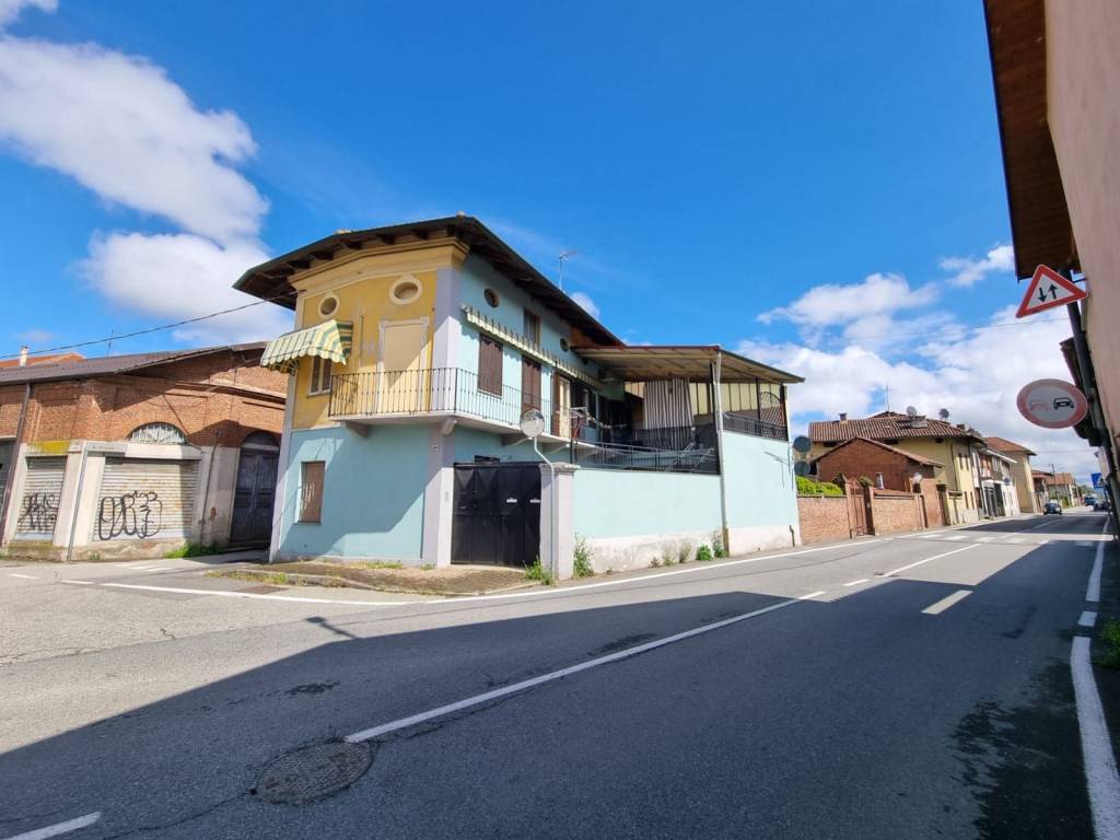 casa indipendente in vendita a Montanaro