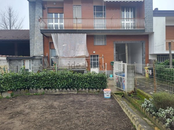 casa indipendente in vendita a Montanaro