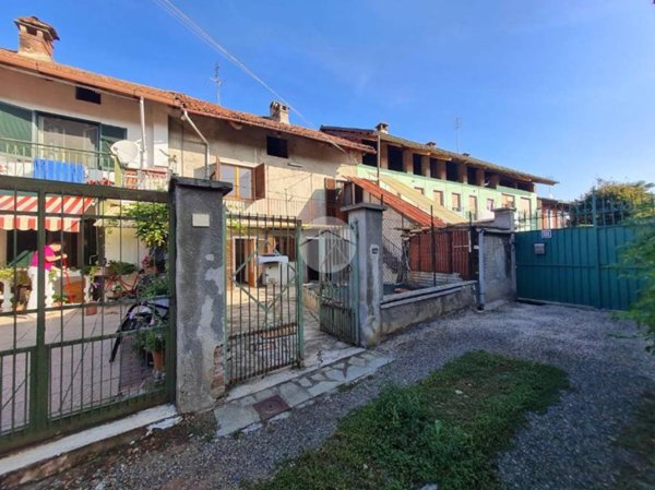 casale in vendita a Montanaro