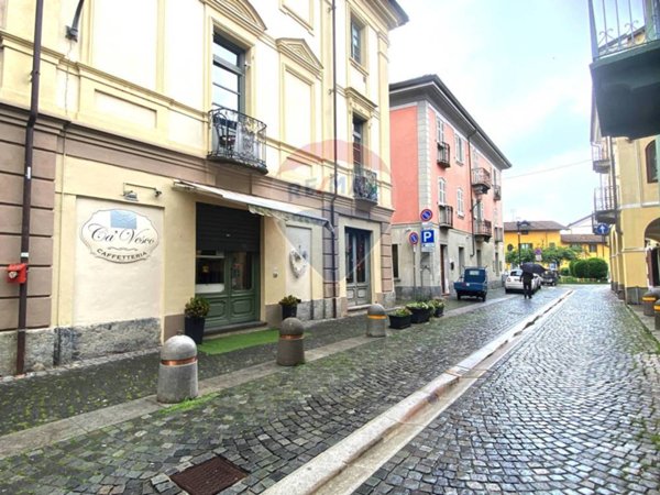negozio in vendita a Montanaro