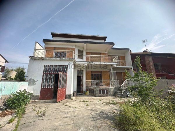 casa indipendente in vendita a Montanaro