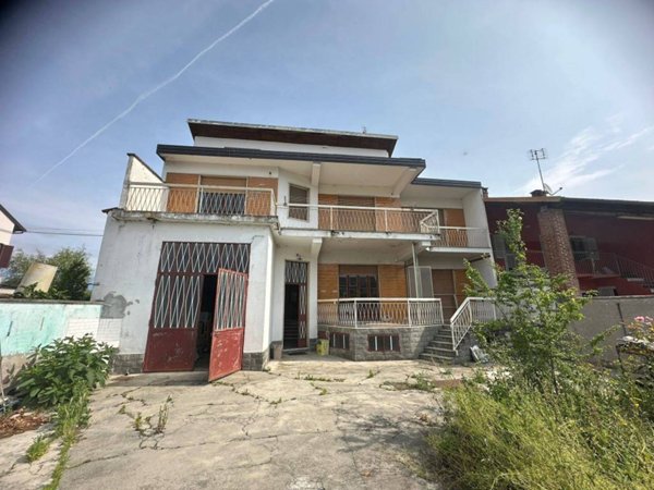 casa indipendente in vendita a Montanaro