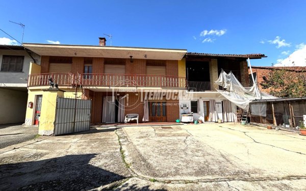 casa indipendente in vendita a Montanaro