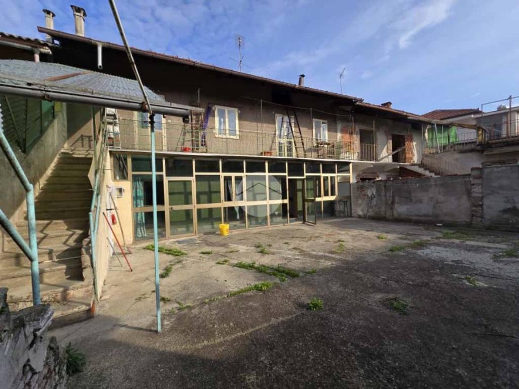 casa indipendente in vendita a Montanaro