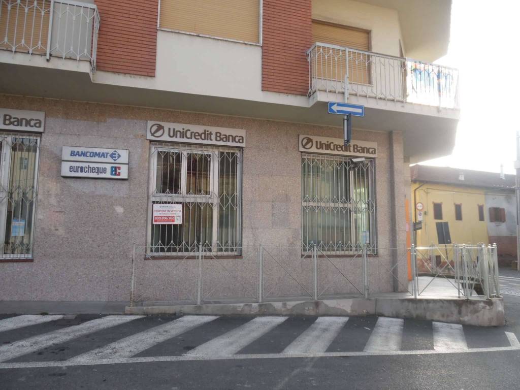 negozio in vendita a Montanaro