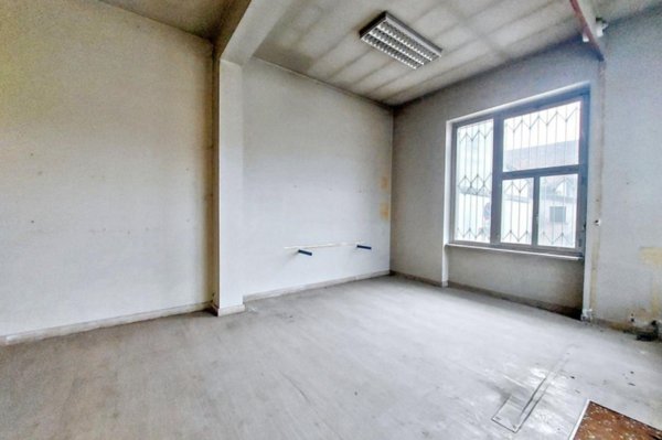 ufficio in vendita a Montanaro