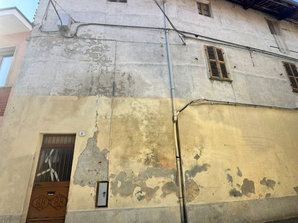 intera palazzina in vendita a Montanaro