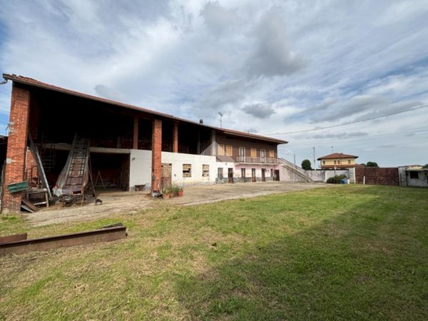 casa indipendente in vendita a Montanaro