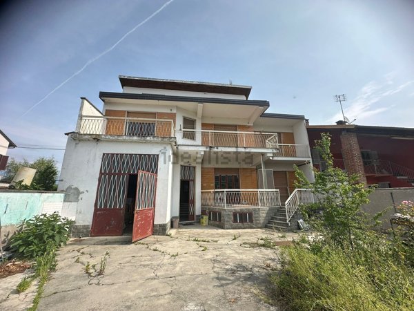 casa indipendente in vendita a Montanaro