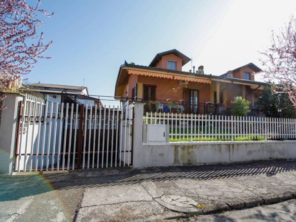 casa indipendente in vendita a Montanaro