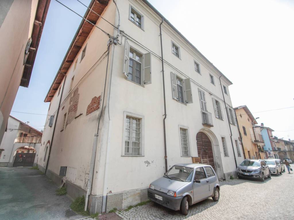 appartamento in vendita a Montanaro