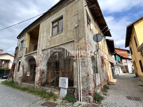 intera palazzina in vendita a Montanaro