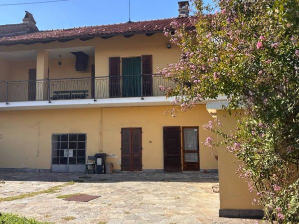 casa indipendente in vendita a Montanaro