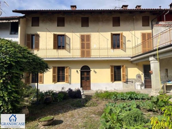 casa indipendente in vendita a Monteu da Po