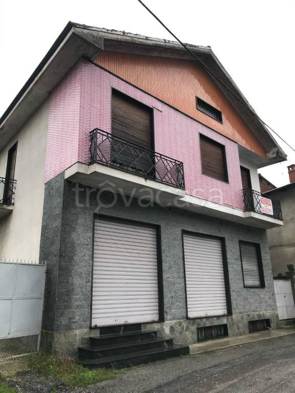 casa indipendente in vendita a Monteu da Po