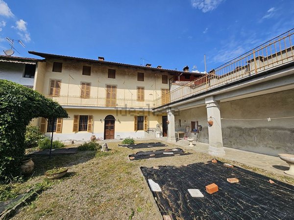 casale in vendita a Monteu da Po