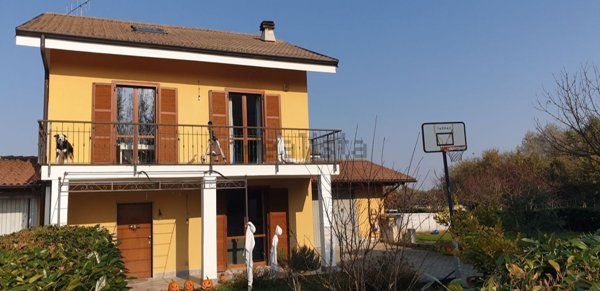 casa indipendente in vendita a Monteu da Po