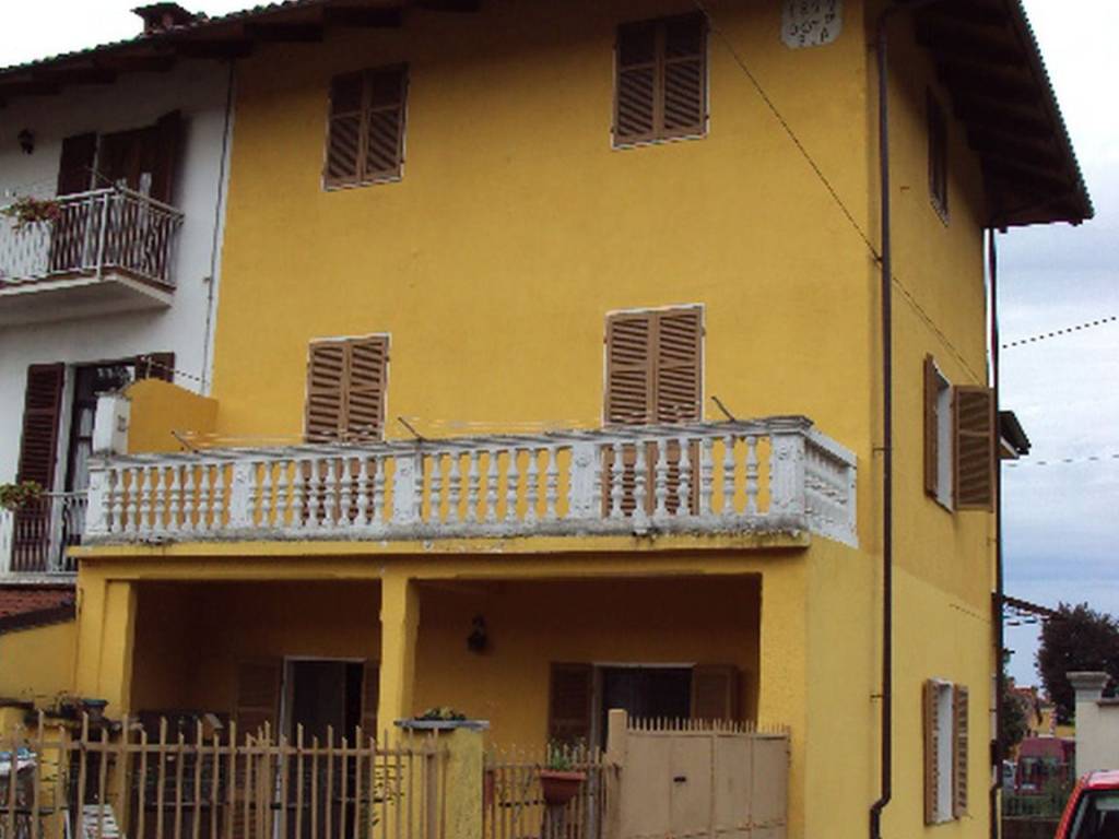 casa indipendente in vendita a Monteu da Po