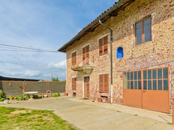 casa indipendente in vendita a Moriondo Torinese