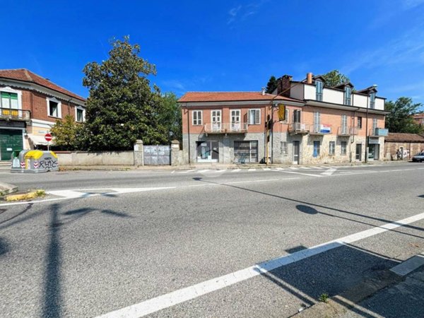 intera palazzina in vendita a Nichelino