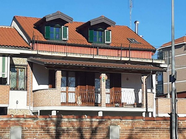 casa indipendente in vendita a Nichelino