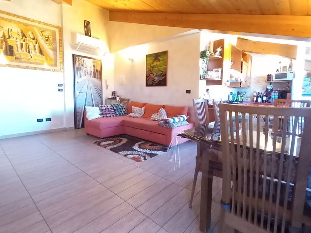 appartamento in vendita a Nichelino in zona Crociera