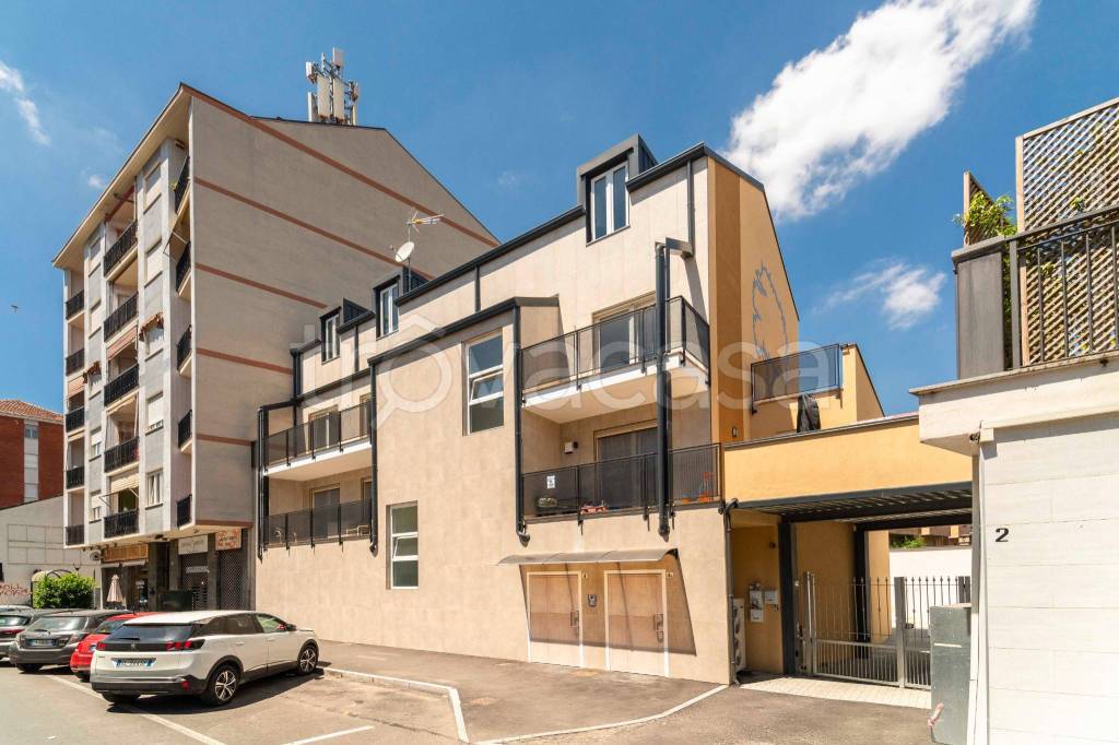 appartamento in vendita a Nichelino in zona Crociera