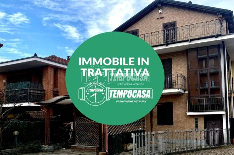 casa indipendente in vendita a Nichelino in zona Crociera