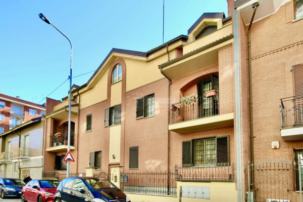 appartamento in vendita a Nichelino in zona Crociera