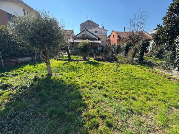 casa indipendente in vendita a Nichelino